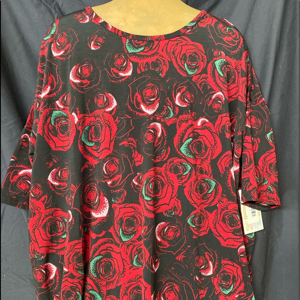 NWT LuLaRoe Irma Size L fits like XL